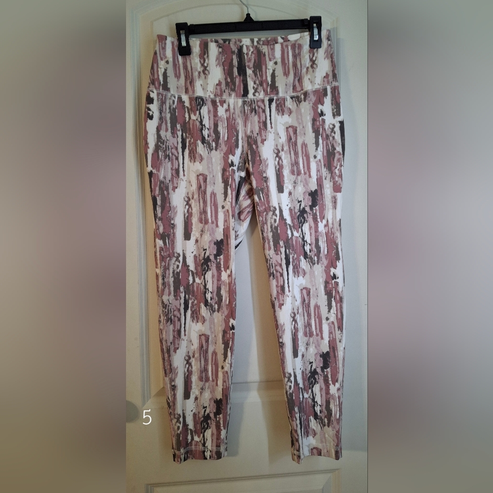 Active C womens leggings size medium activewear sportwear run gym yoga walk hike
